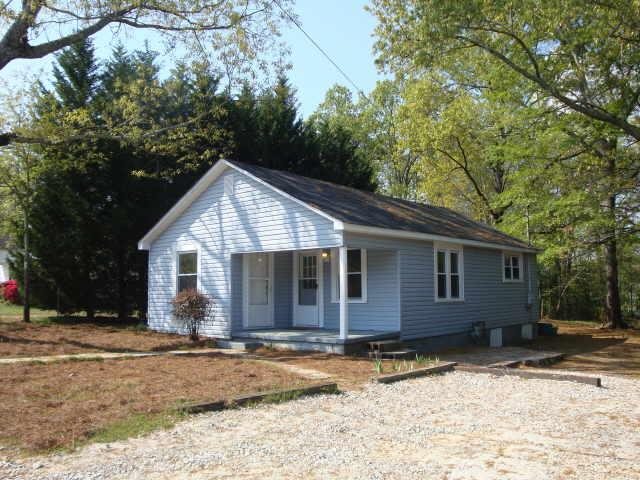 190 Queen St, Toccoa, GA 30577 photo 1