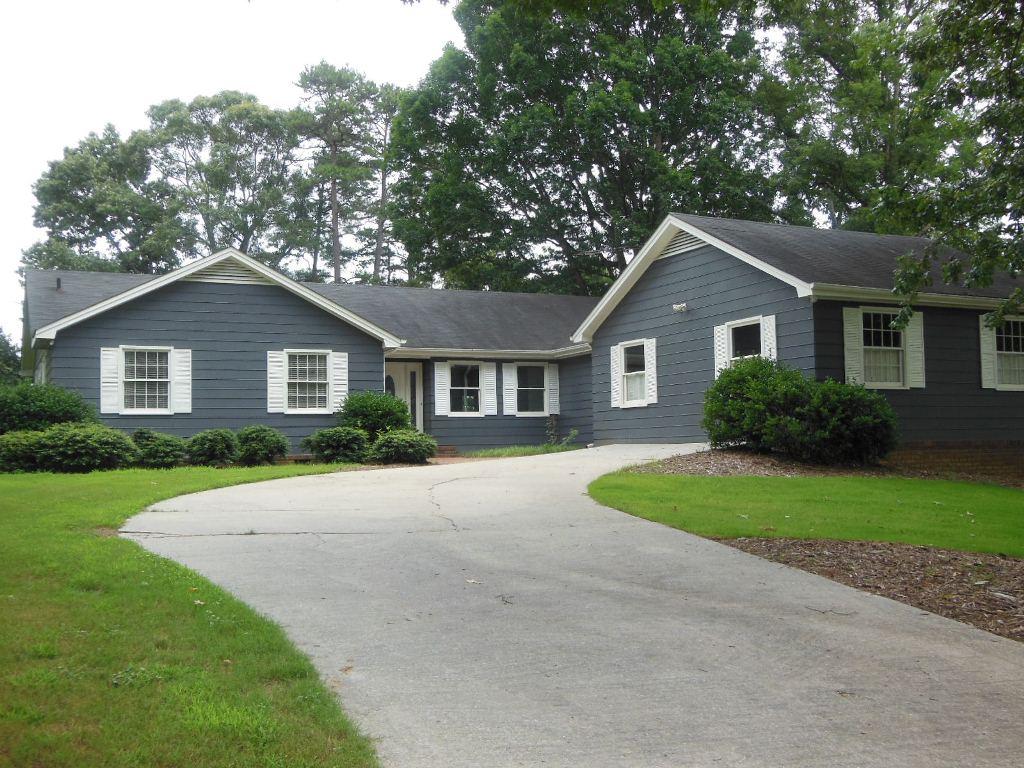 108 Stonewood Ct, Toccoa, GA 30577 photo 1