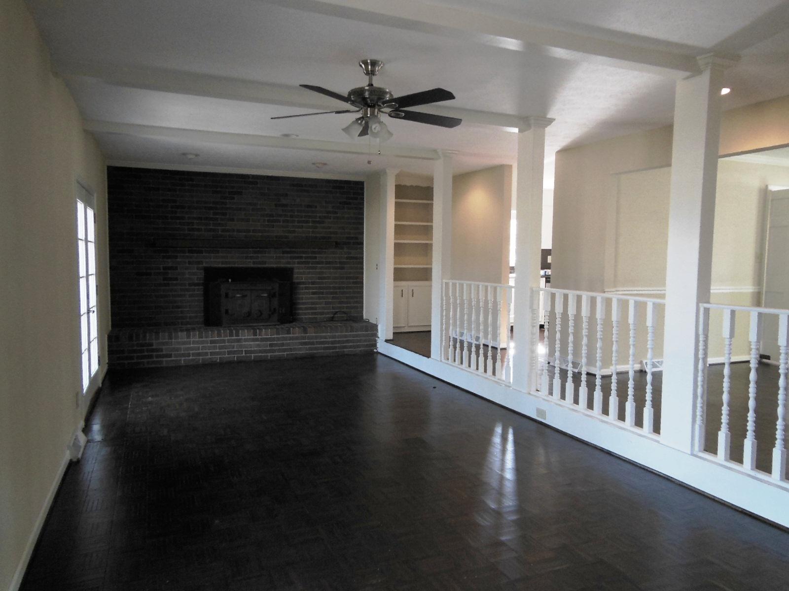 108 Stonewood Ct, Toccoa, GA 30577 photo 3
