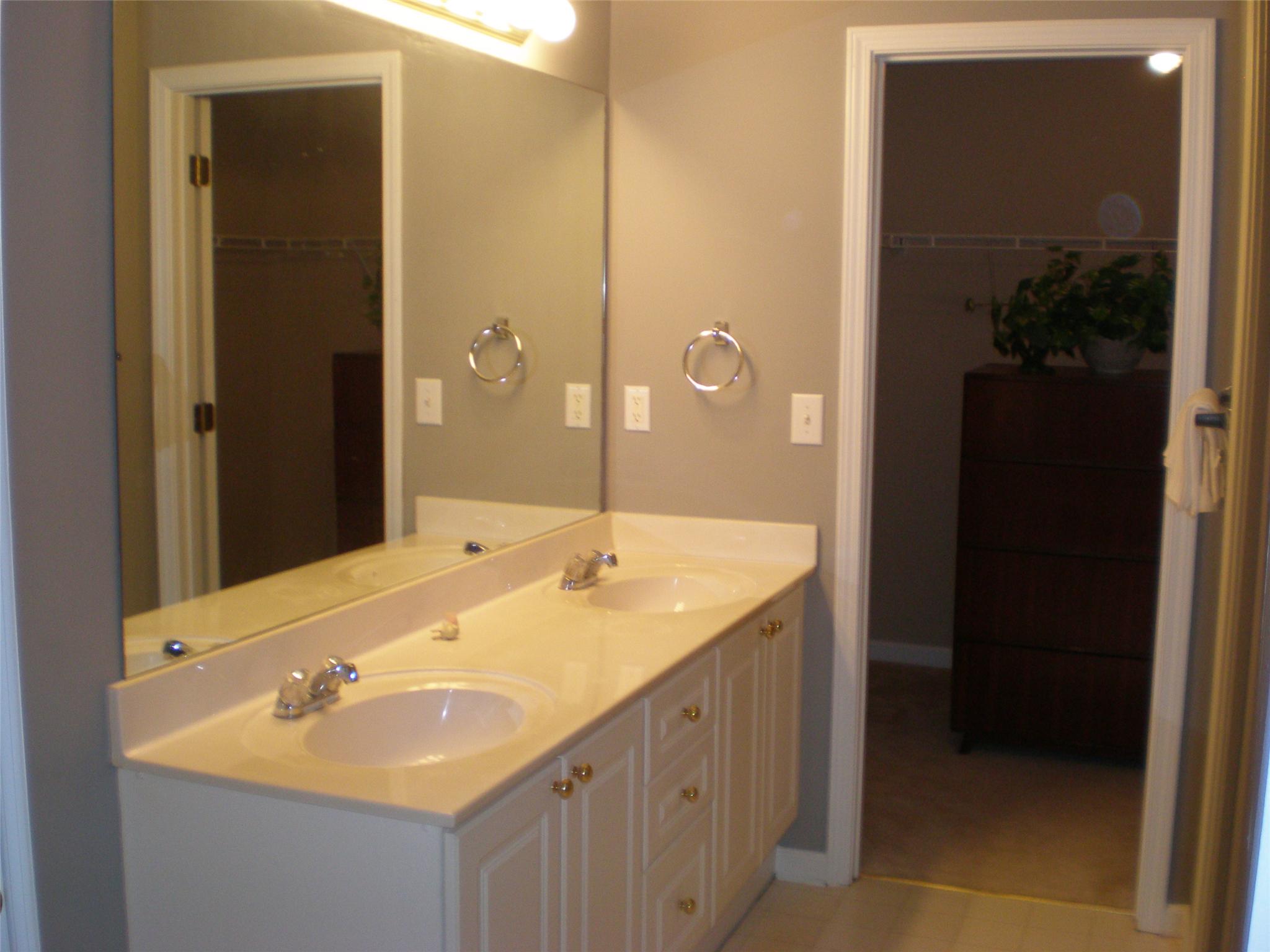 2575 Millerbrook Dr, Duluth, GA 30096 photo 15