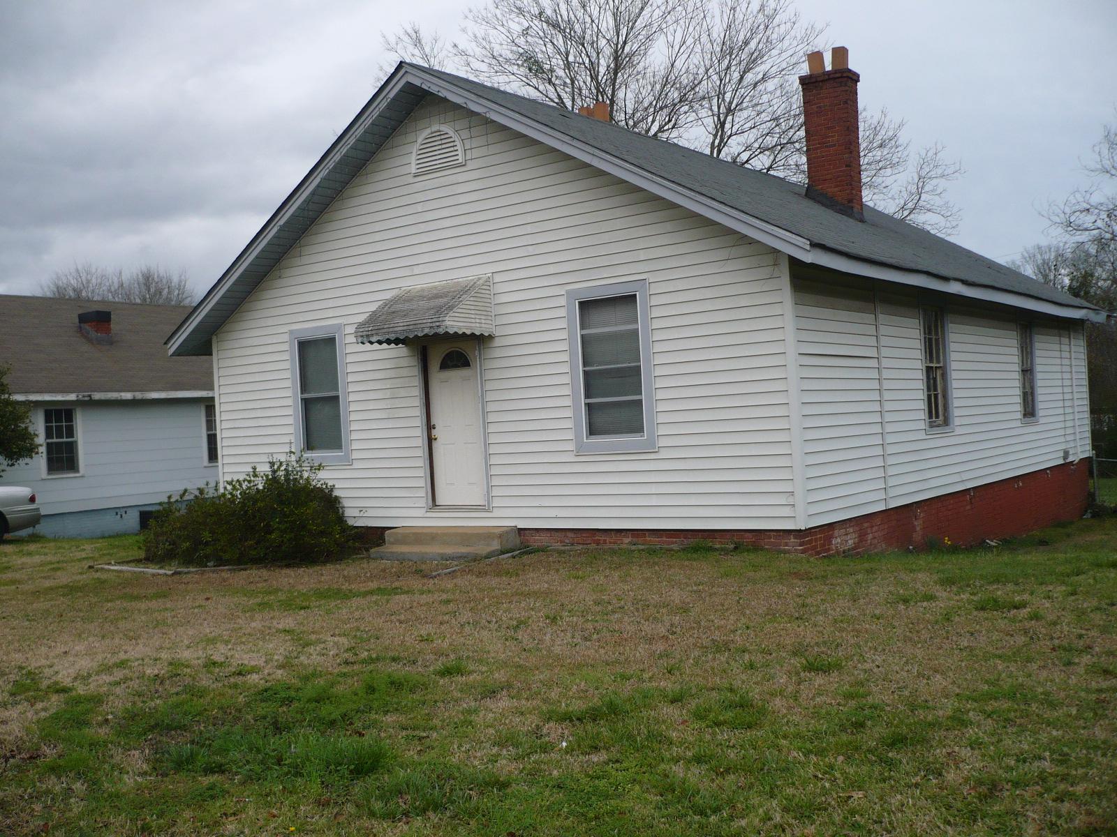 1203 E 3rd Ave, Lanett, AL 36863 photo 11
