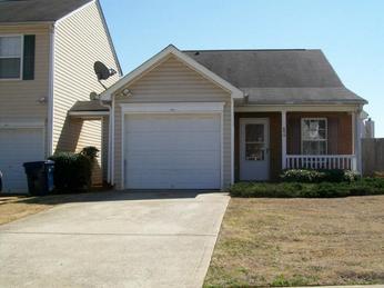 270 Lakeside Cir, Covington, GA 30016 photo 1