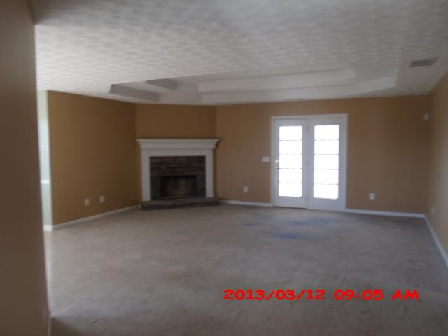 695 Freeman Dr, Covington, GA 30016 photo 3