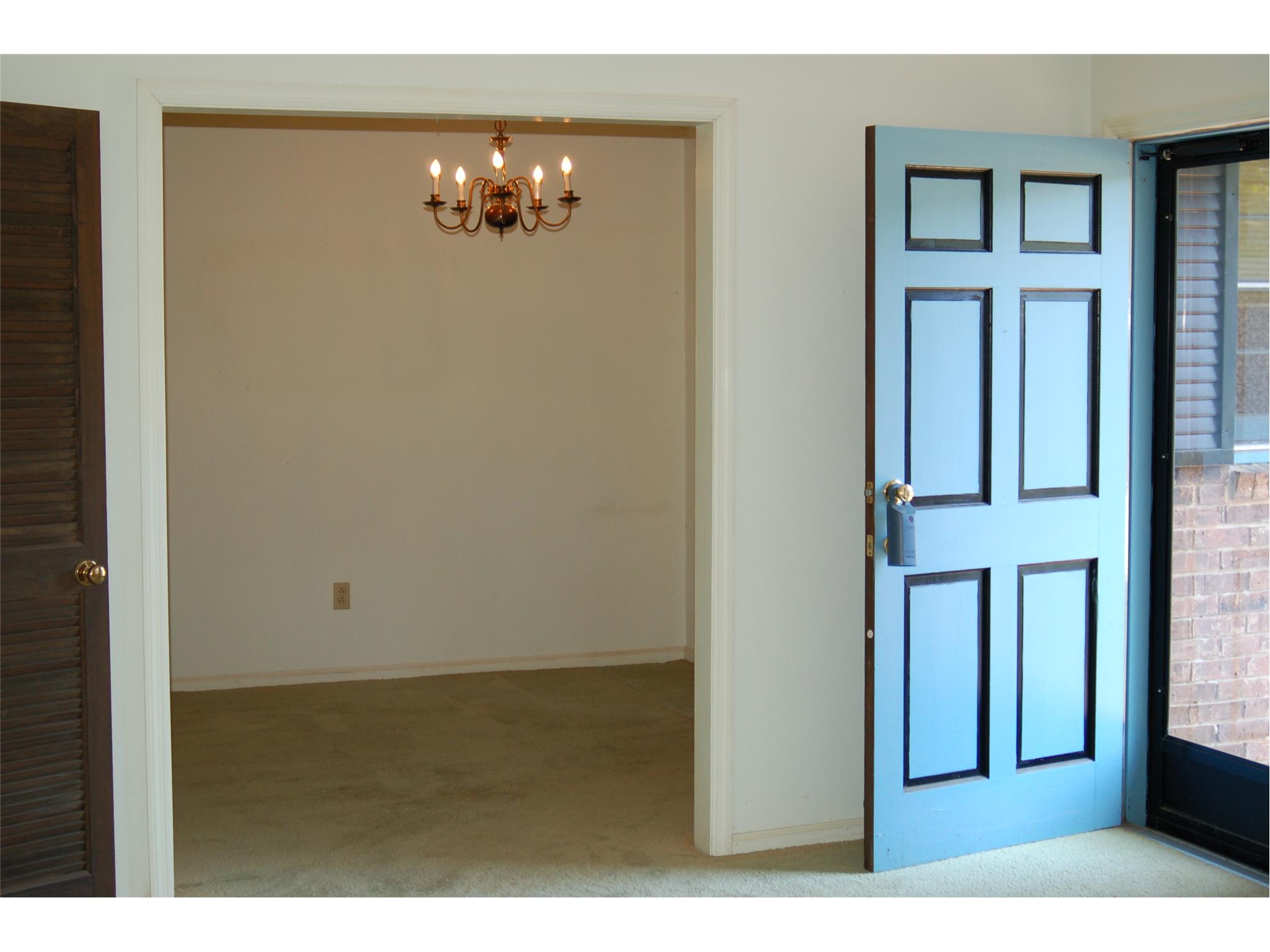 214 Sivell Rd, Lagrange, GA 30241 photo 9