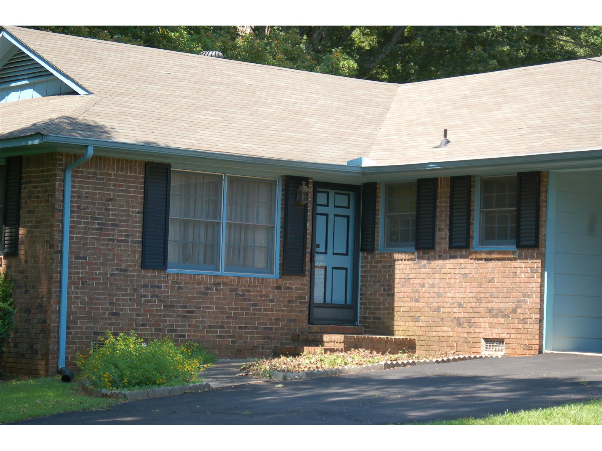 214 Sivell Rd, Lagrange, GA 30241 photo 2