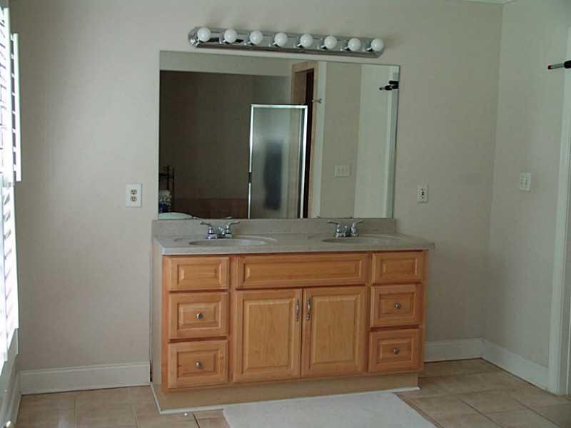 1855 Southers Cir, Suwanee, GA 30024 photo 7