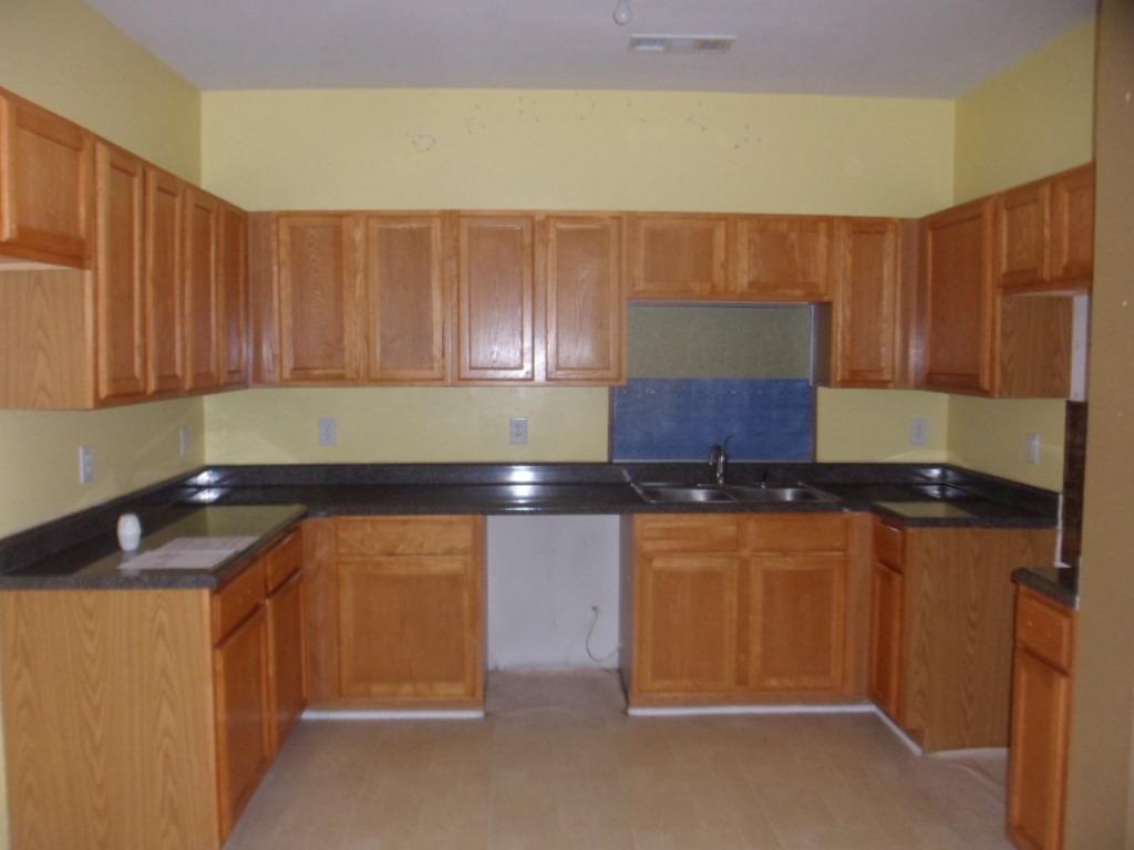 65 Kevin Ct, Covington, GA 30016 photo 6