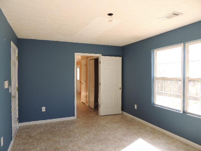 215 Railside Dr, Covington, GA 30014 photo 11