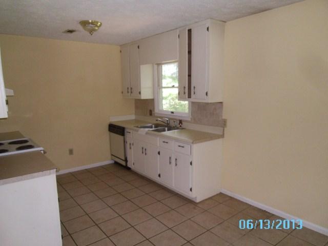 9181 Ayersville Rd, Toccoa, GA 30577 photo 3