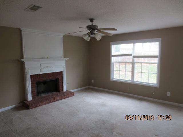 310 Peachtree Cir, Hampton, GA 30228 photo 6