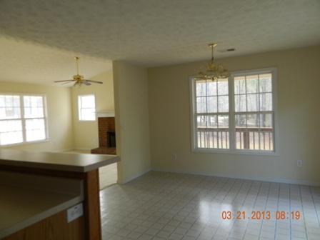 210 Macadamia Ct, Covington, GA 30016 photo 2