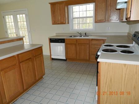 210 Macadamia Ct, Covington, GA 30016 photo 3