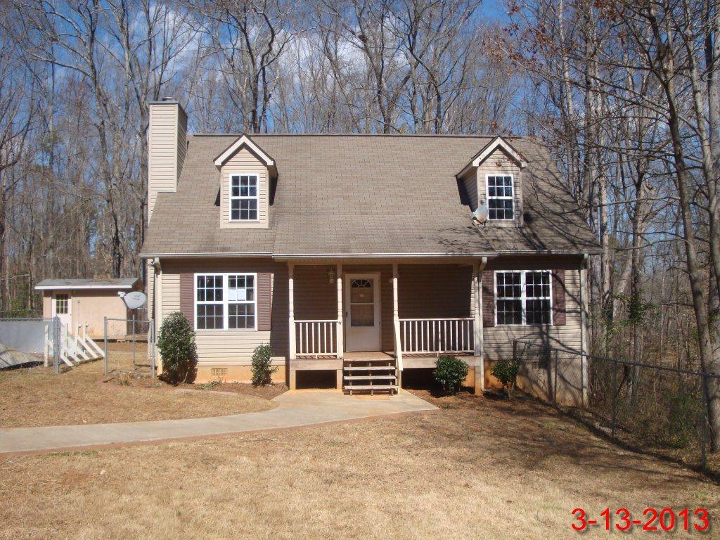 365 Sol Dr, Commerce, GA 30529 photo 1