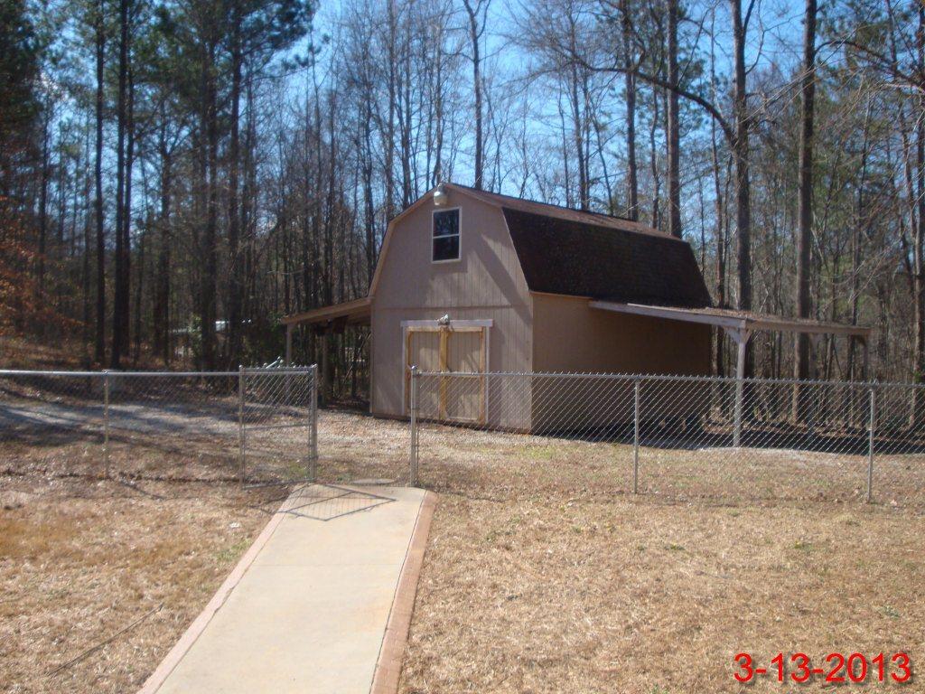 365 Sol Dr, Commerce, GA 30529 photo 2