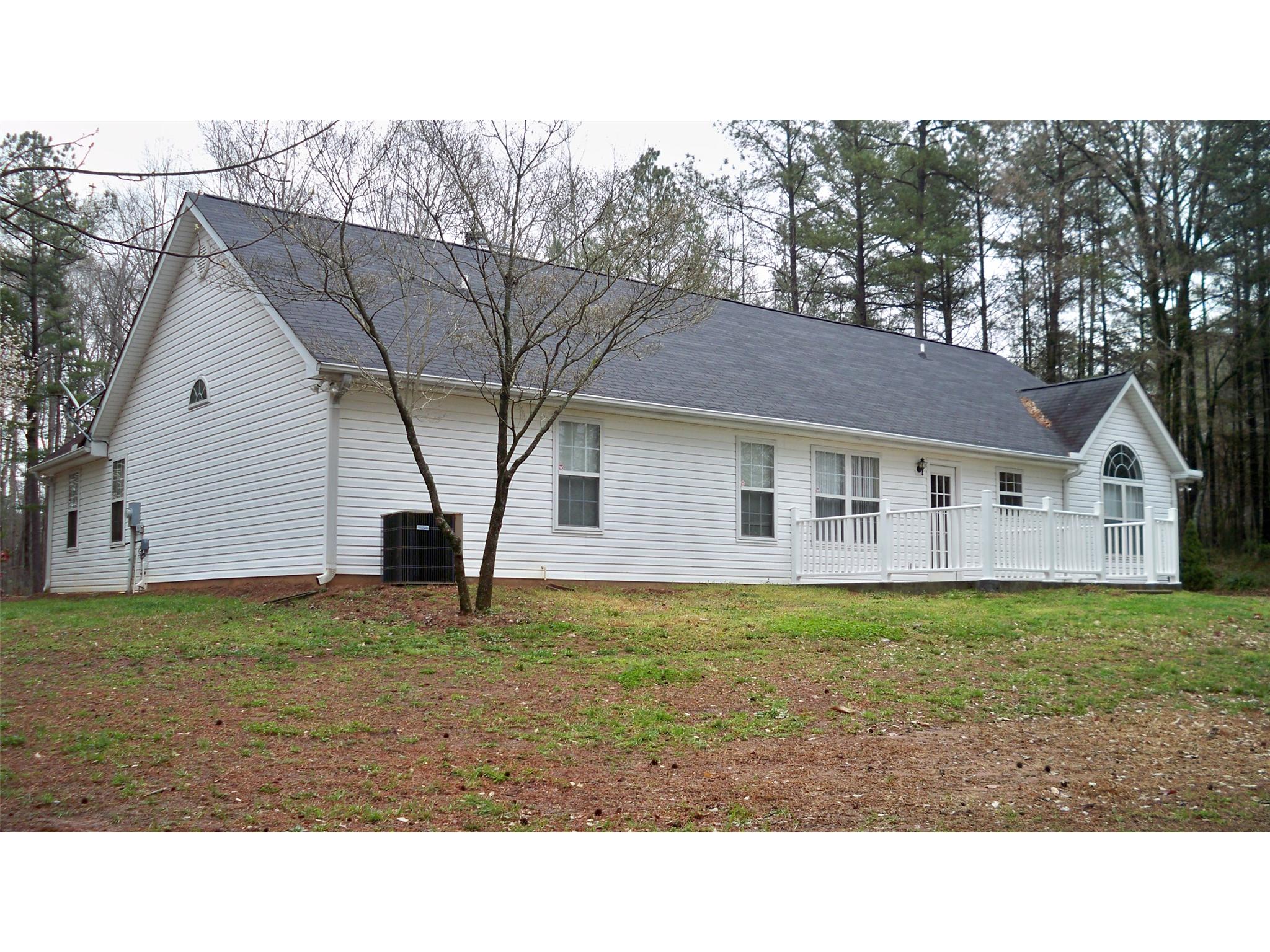 400 Chambers Rd, Commerce, GA 30529 photo 3
