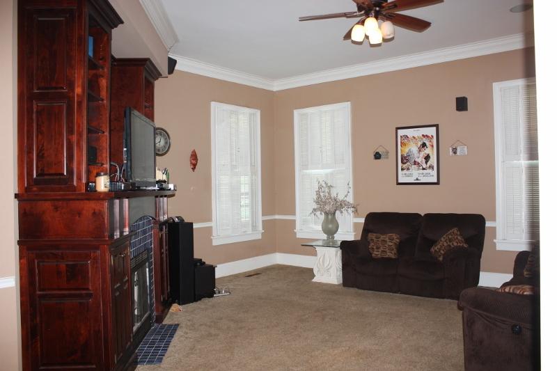 602 Broad St, Lagrange, GA 30240 photo 3