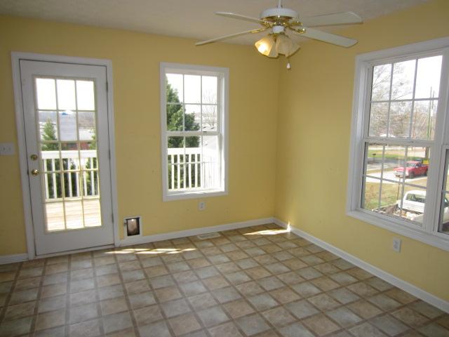 55 Wade St, Winder, GA 30680 photo 7