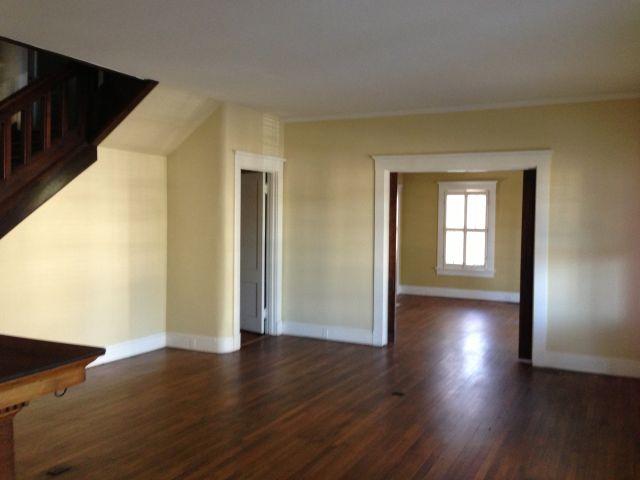 303 Gordon St, Lagrange, GA 30240 photo 2