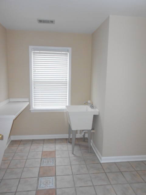 1689 Harrogate Ct, Grayson, GA 30017 photo 12