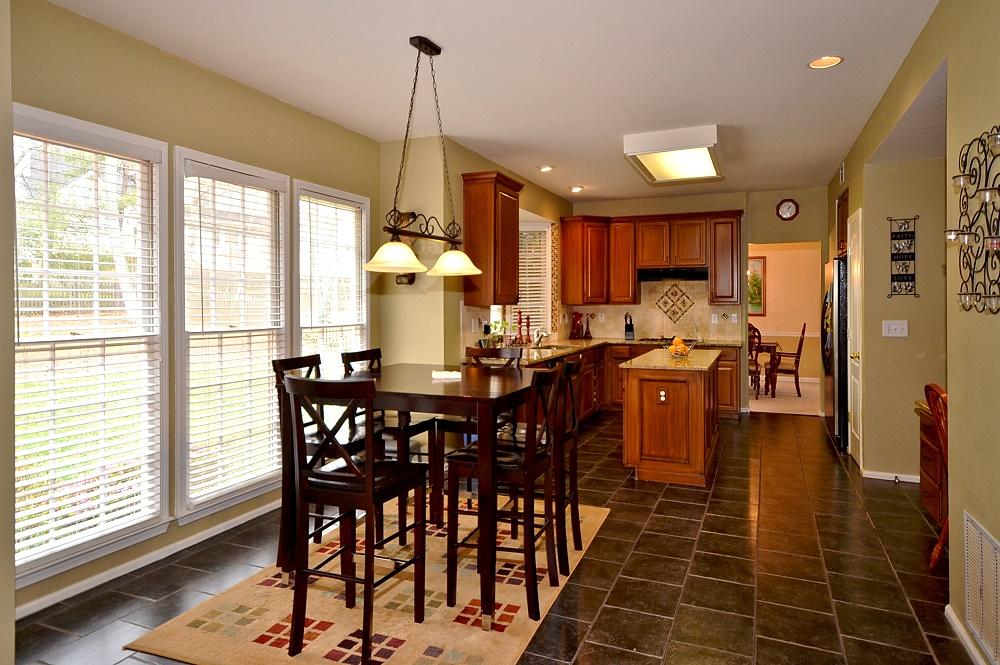 220 Saint Devon Xing, Duluth, GA 30097 photo 6