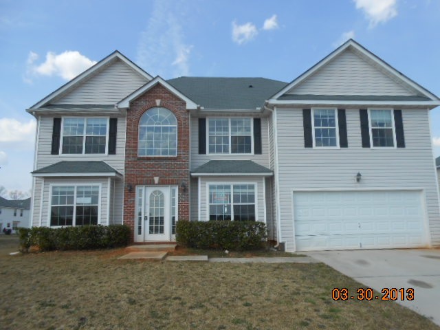 450 Silver Willow Walk, Covington, GA 30016 photo 1