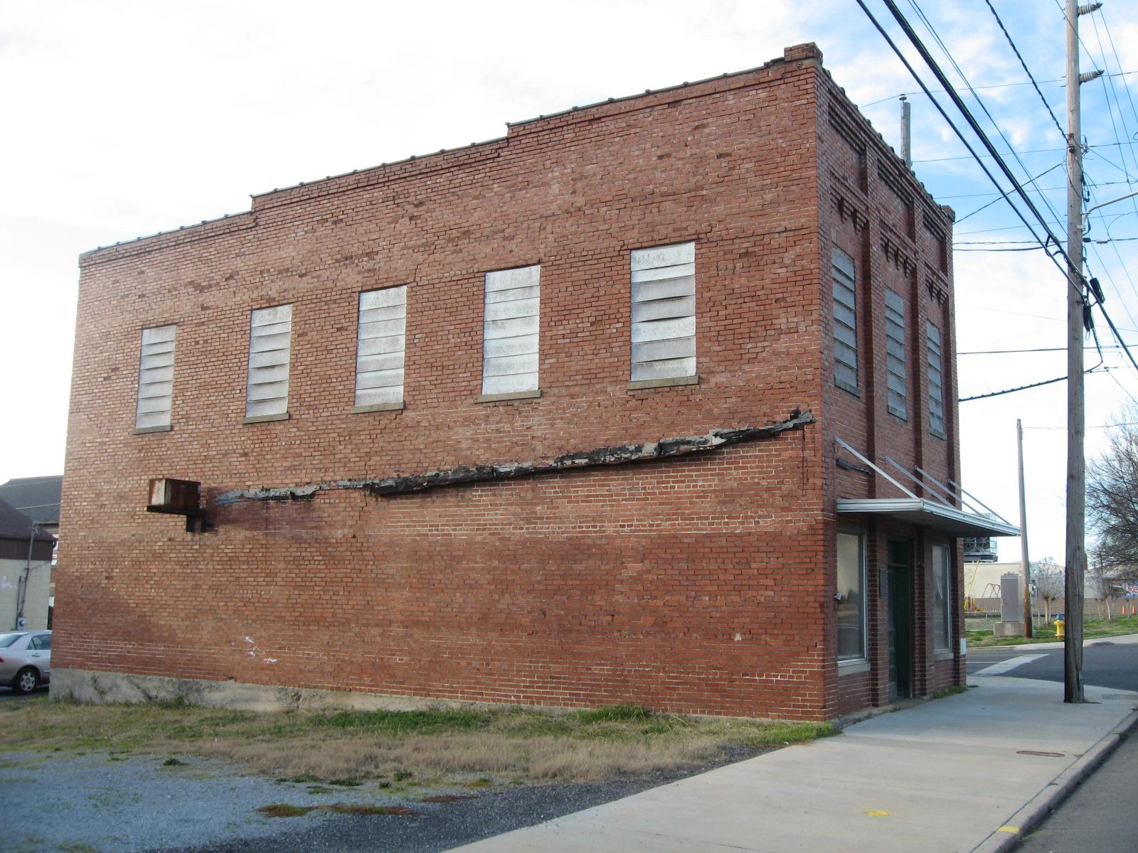 606 S Hamilton St, Dalton, GA 30720 photo 6