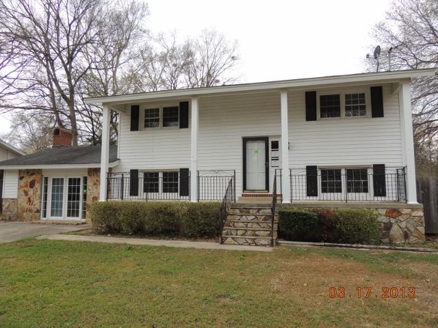 113 Lee St, Centerville, GA 31028 photo 1