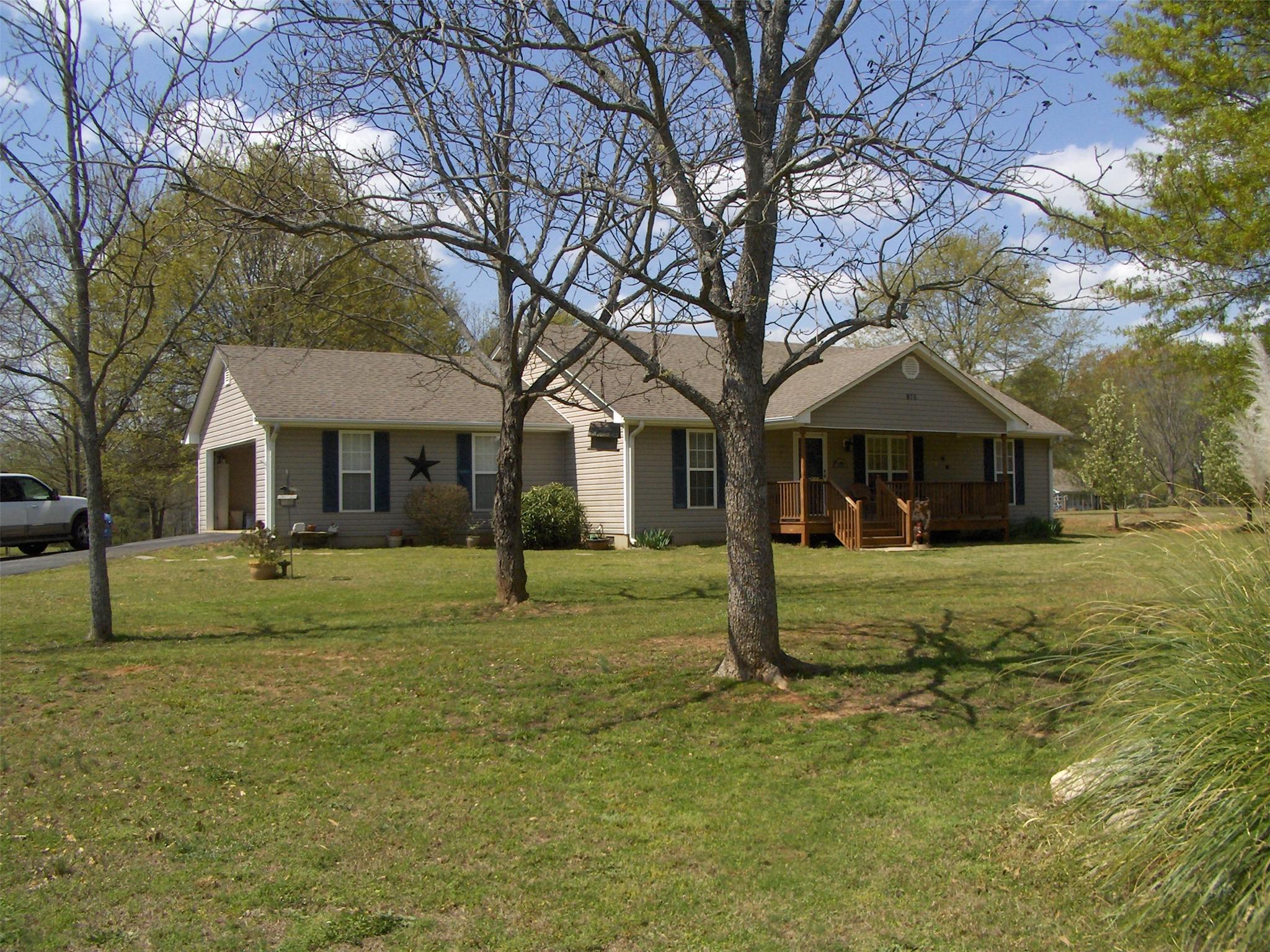 976 Bethlehem Rd, Winder, GA 30680 photo 1
