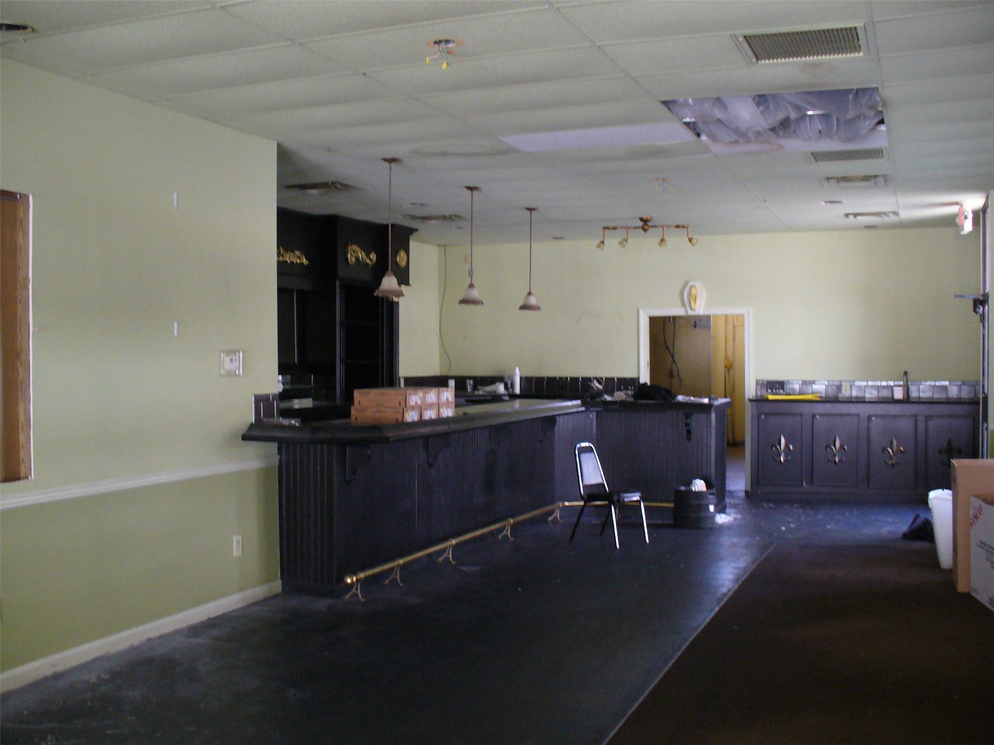 64 N Broad St, Winder, GA 30680 photo 11