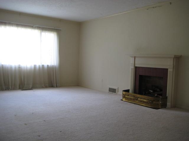 574 Grand Ave, Cornelia, GA 30531 photo 3