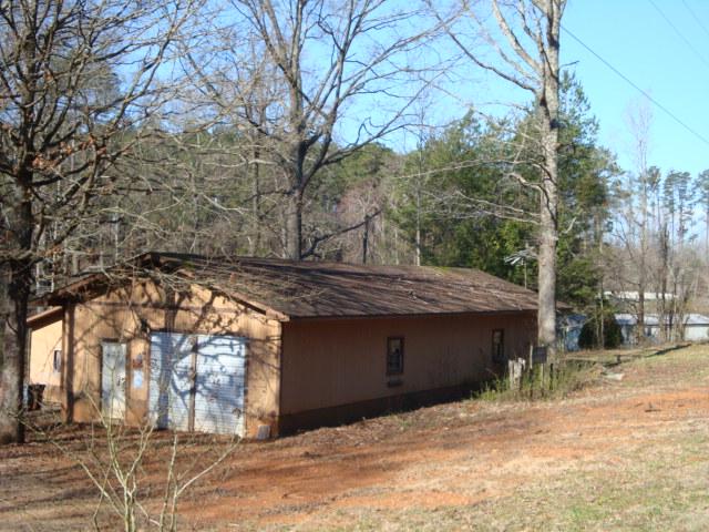 350 Echo Valley Dr, Toccoa, GA 30577 photo 2