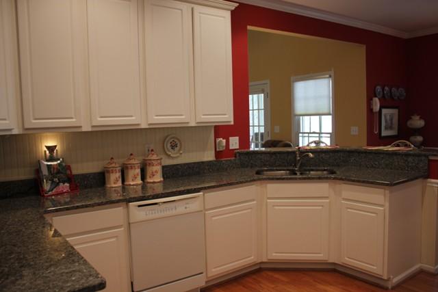 636 Hampton, Monroe, GA 30655 photo 4