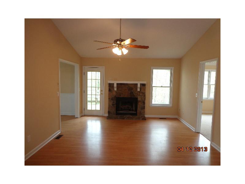 16 Farmbrook Dr, Cartersville, GA 30120 photo 8