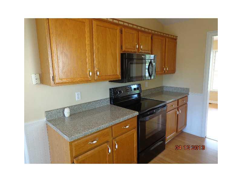16 Farmbrook Dr, Cartersville, GA 30120 photo 6