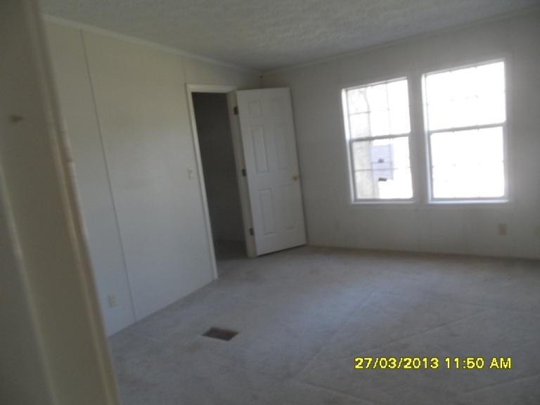 385 Lang Cir, Covington, GA 30014 photo 5