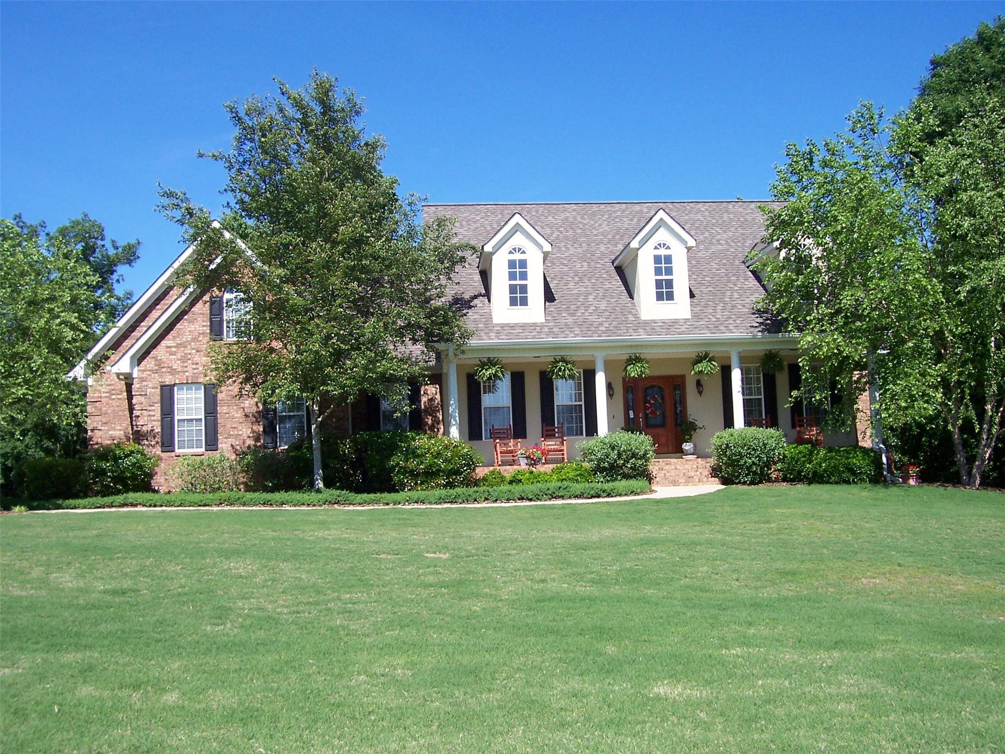 110 Prestwick Dr, Lagrange, GA 30240 photo 1