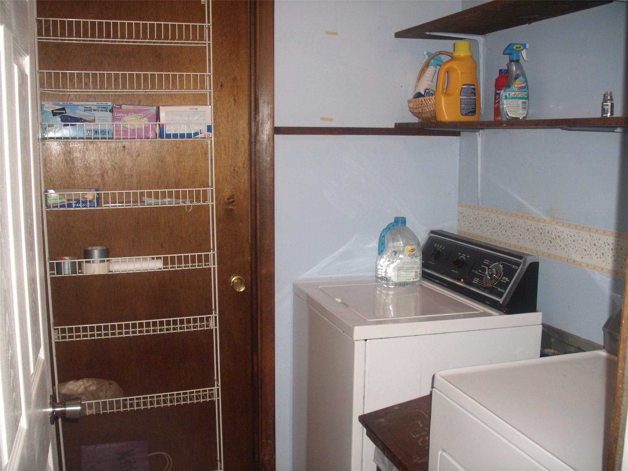 341 Valley Dr, Cornelia, GA 30531 photo 3