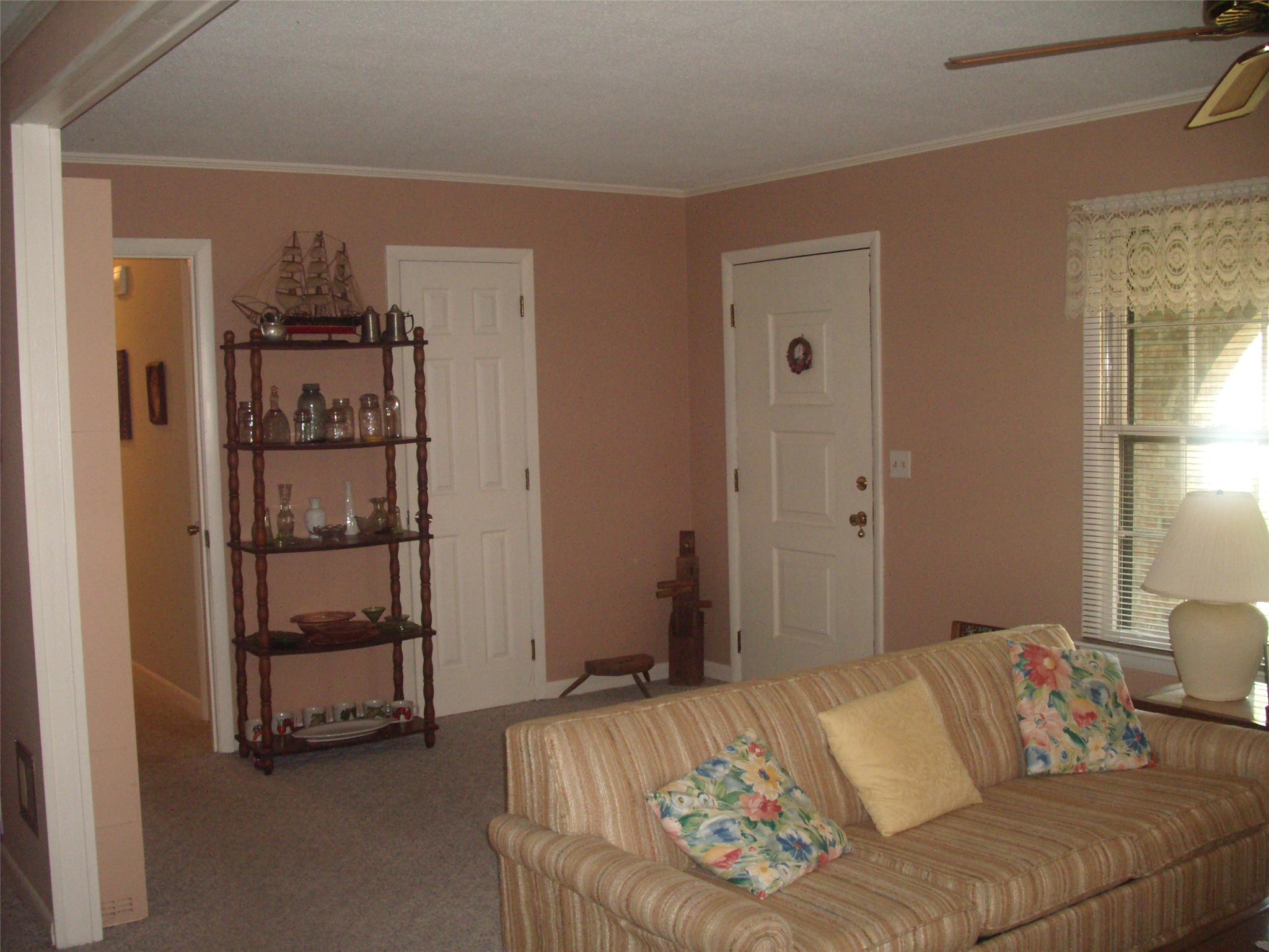 341 Valley Dr, Cornelia, GA 30531 photo 10