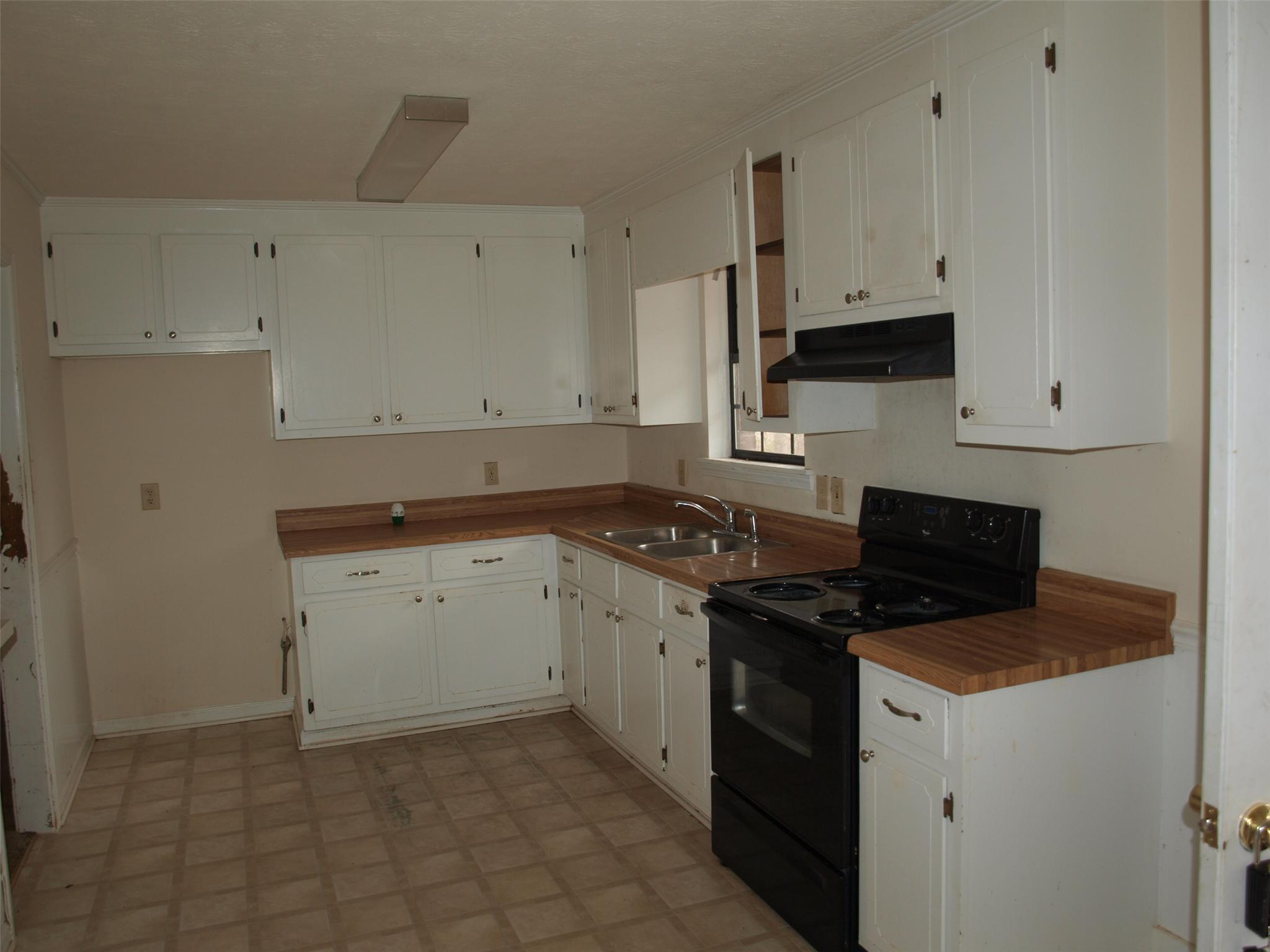 254 First St, Statham, GA 30666 photo 7