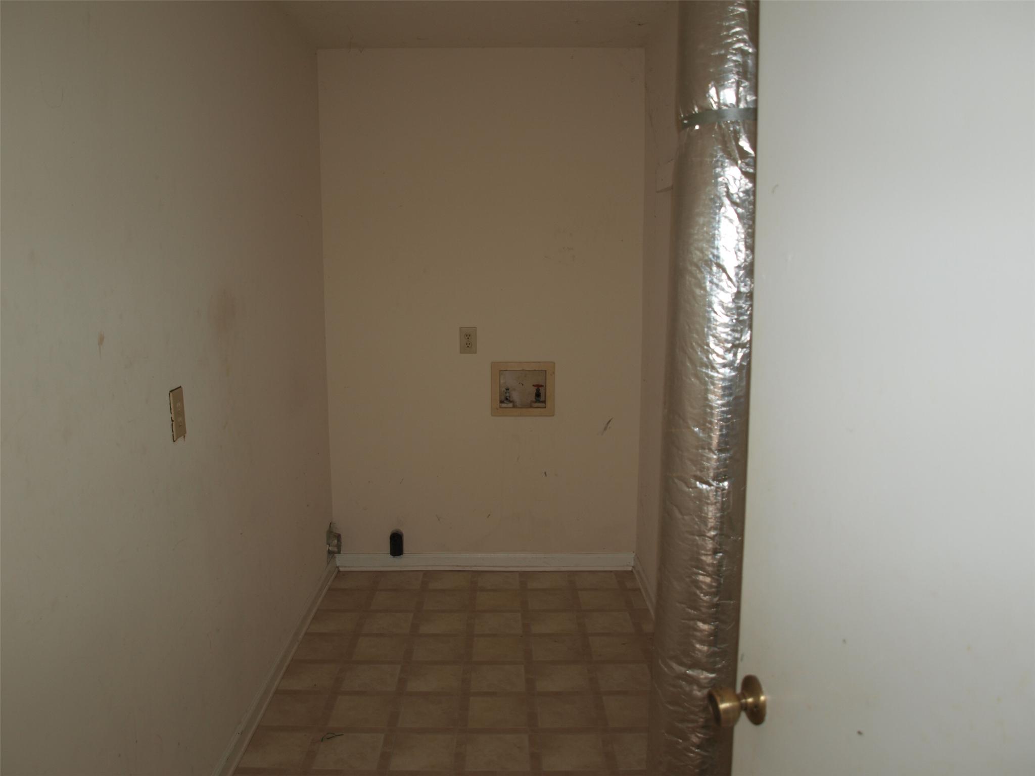 254 First St, Statham, GA 30666 photo 6