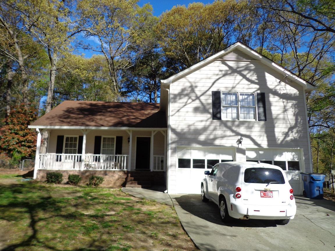 1887 Poco Pine Ln, Grayson, GA 30017 photo 1