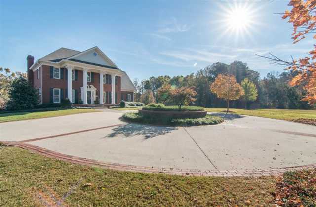 5225 Suwanee Dam Rd, Suwanee, GA 30024 photo 1