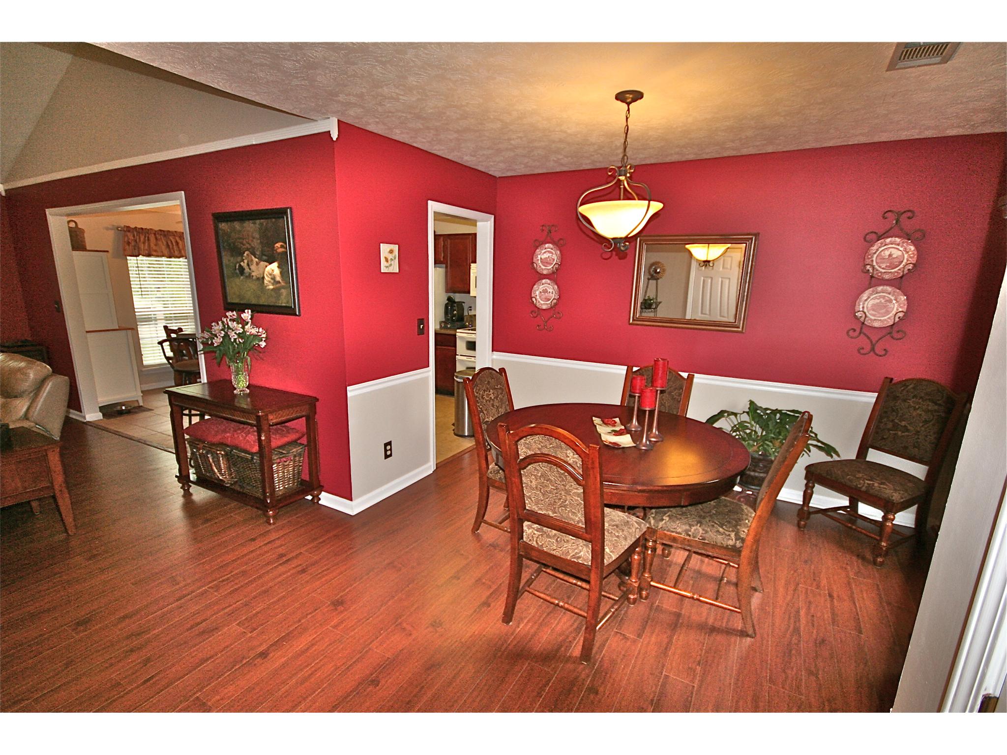 111 Twelve Oaks Dr, Lagrange, GA 30241 photo 8