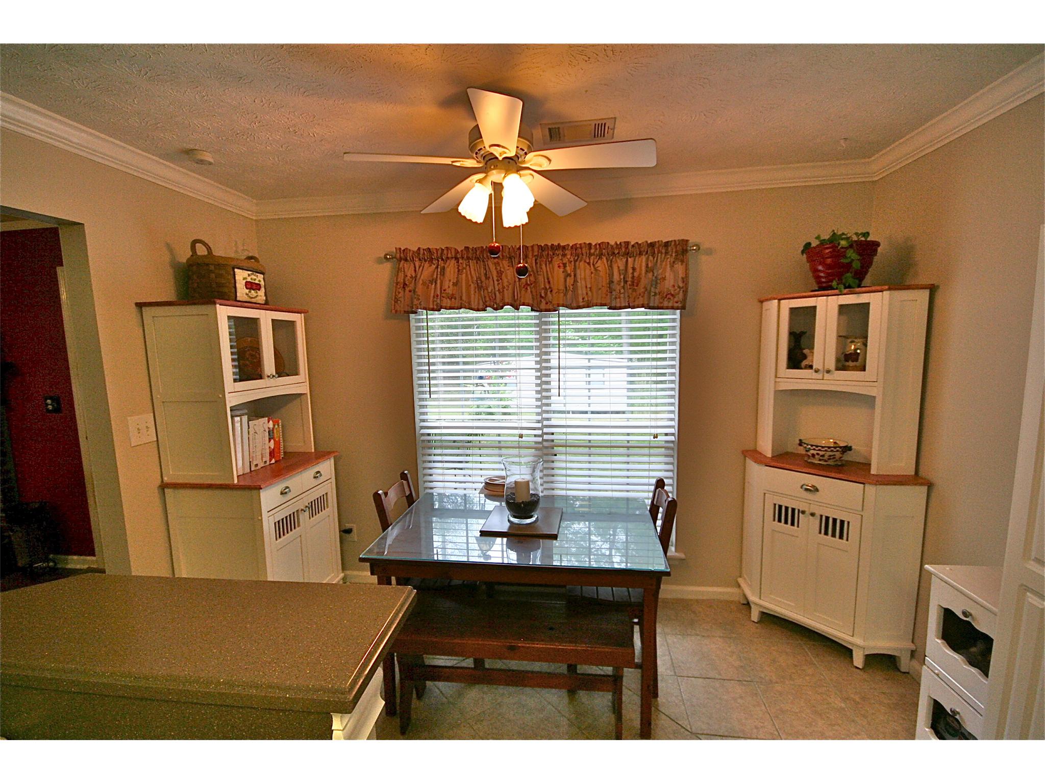 111 Twelve Oaks Dr, Lagrange, GA 30241 photo 6