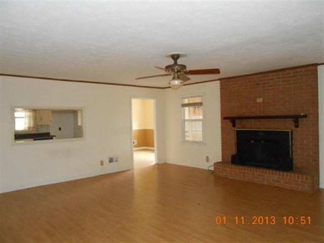 3655 David Dr, Macon, GA 31216 photo 4