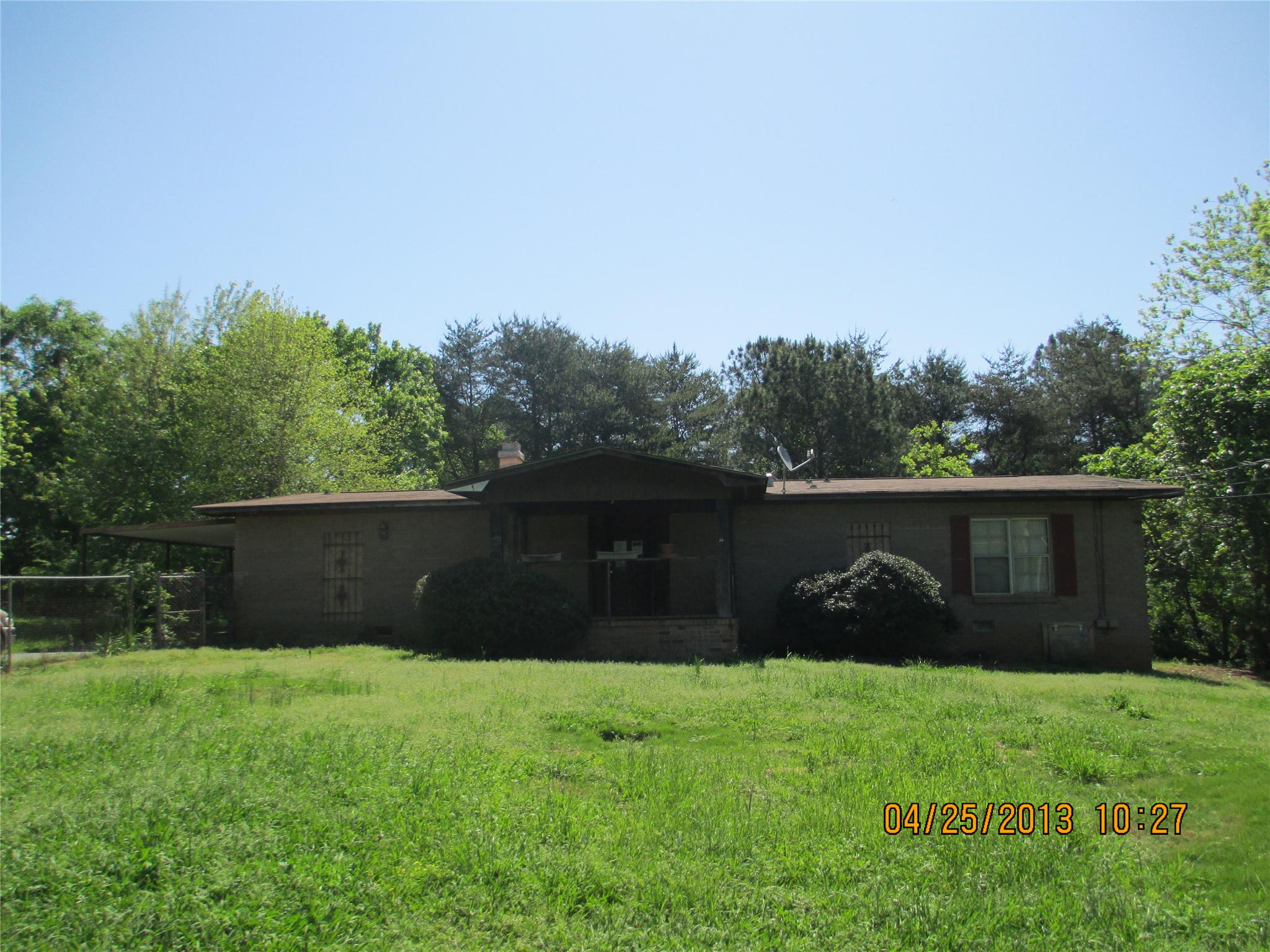 62 Log Cabin Rd, Lagrange, GA 30240 photo 1