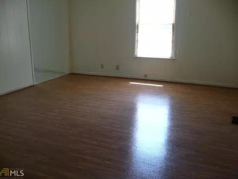206 E Sears St, Valley, AL 36854 photo 11