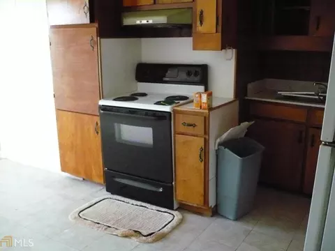 206 E Sears St, Valley, AL 36854 photo 3