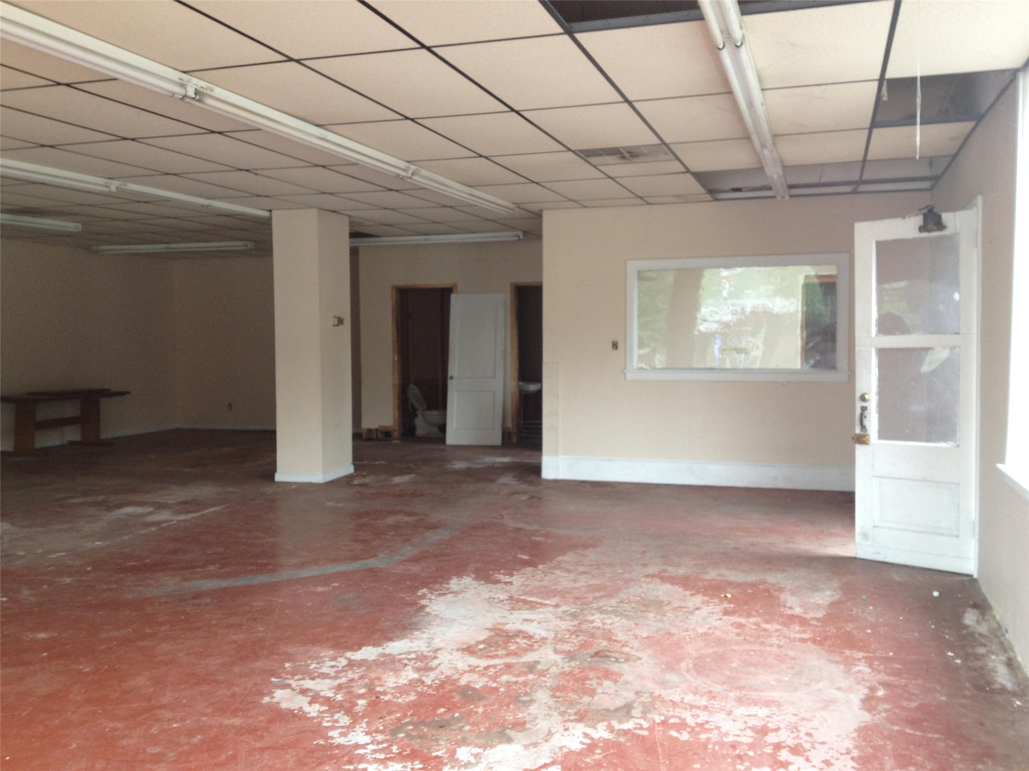 1967 Main St, Comer, GA 30629 photo 6