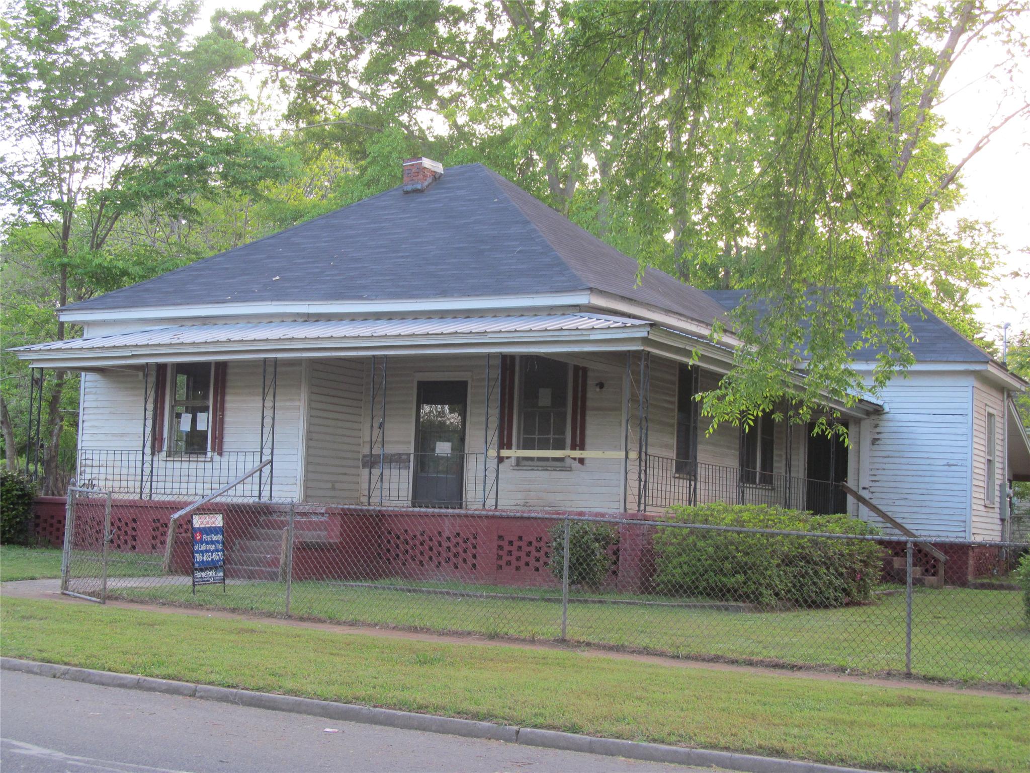 702 Callaway, Lagrange, GA 30240 photo 1